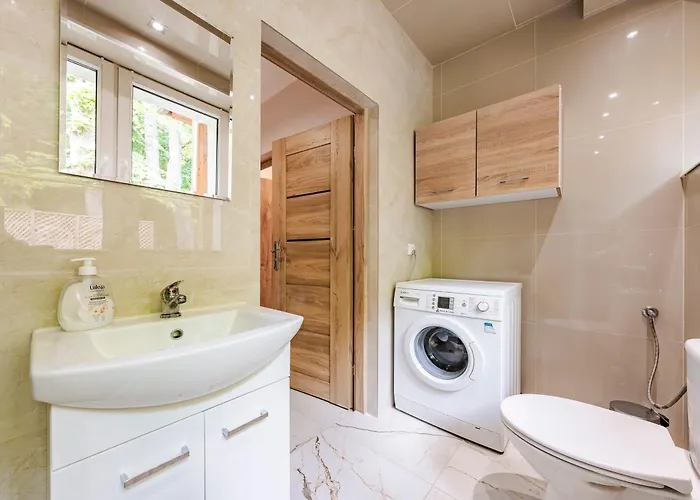 47 Z Parkingiem 公寓